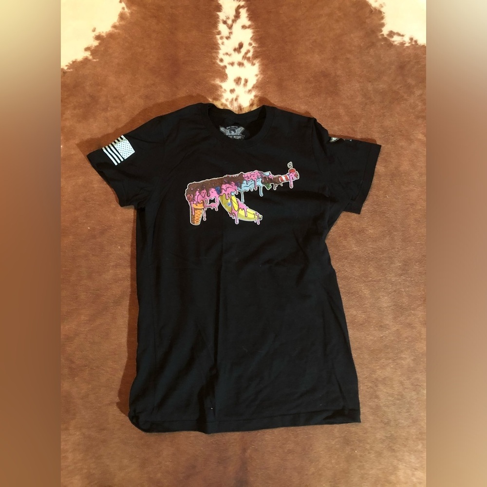 We The People shirt women's size medium